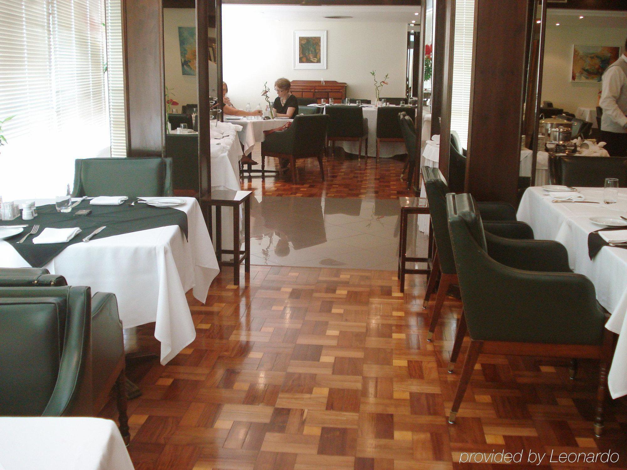 Appartamento Town.Co Housi By My Way Porto Alegre Ristorante foto